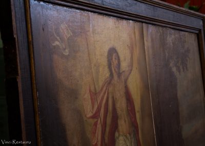 fendas en pintura sobre tabla